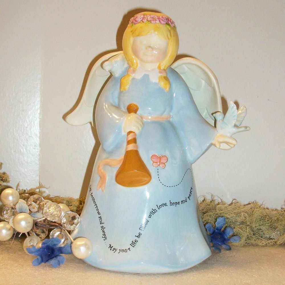 Ella Bella "Love Hope & Peace" ANGEL Music Box Plays "Amazing Grace"  7.5" Tall
